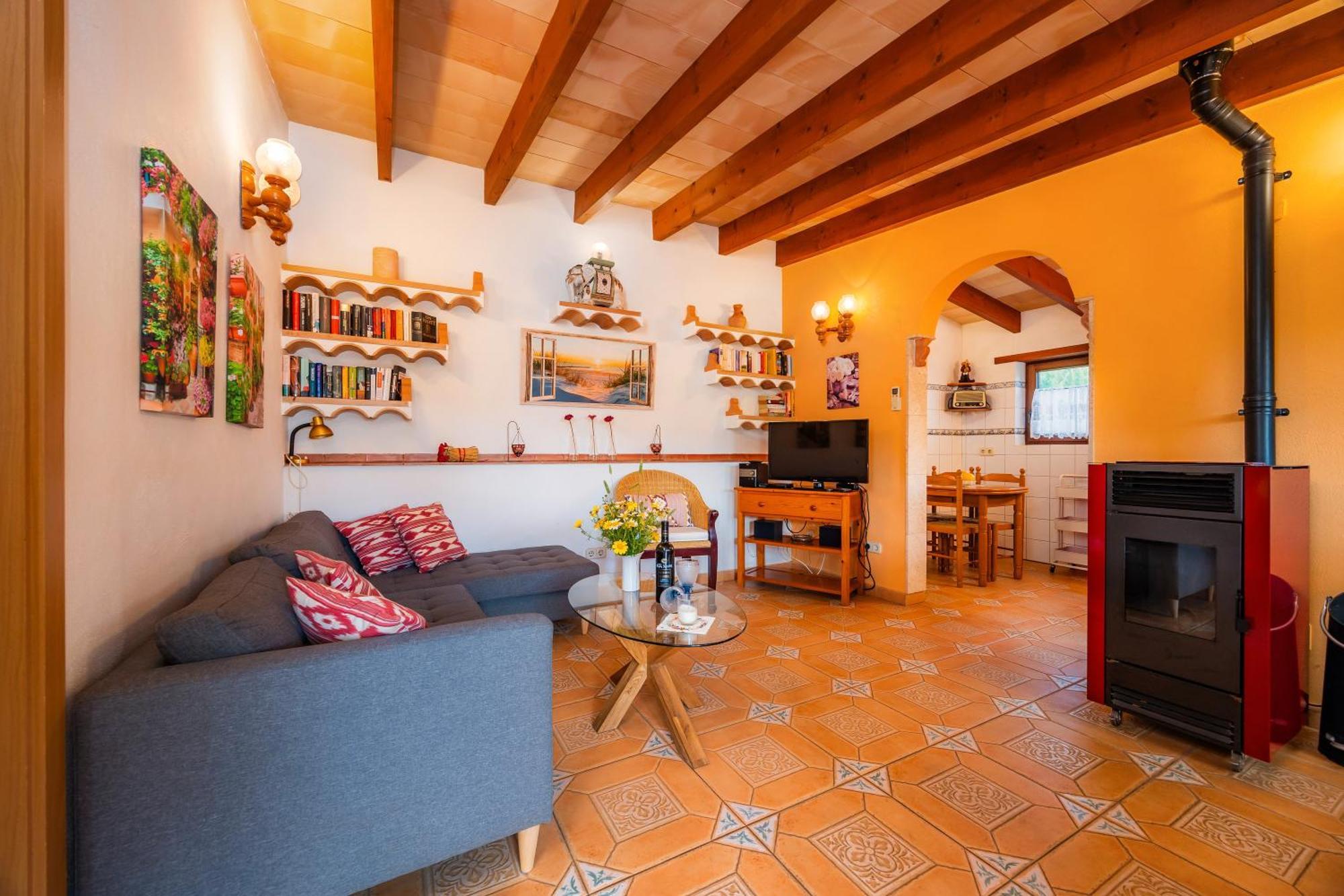 Ladimora Villa *